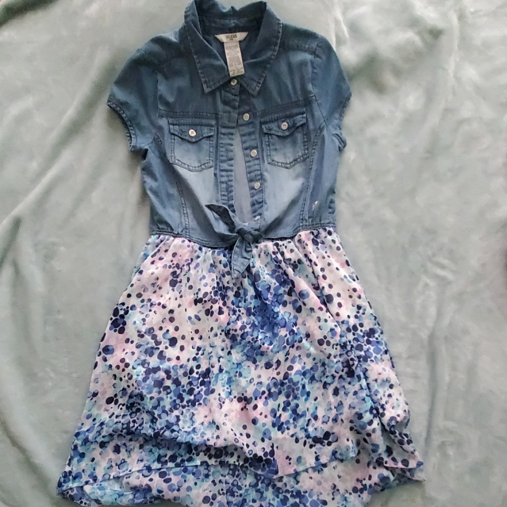 Girls dress